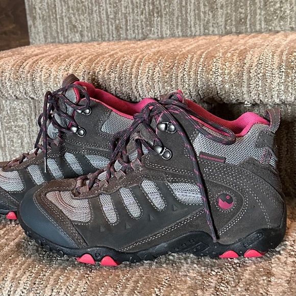 Size 9 women's hiking boots - Picture 4 of 7